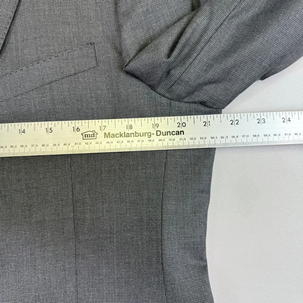 John Varvatos Blazer Mens 42 Grey Wool Silk Blend Two Button Made in Italy EUC